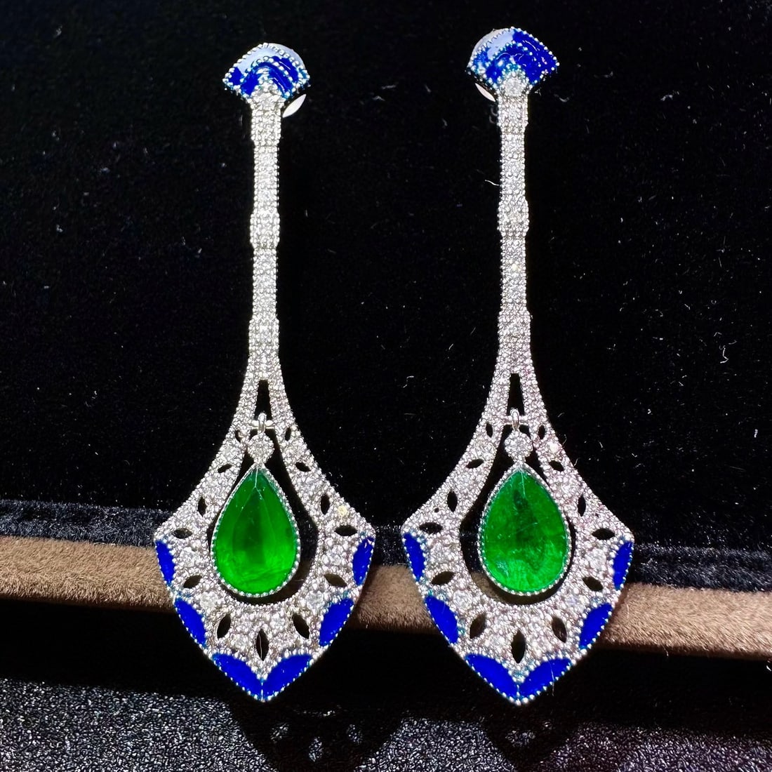 14k Gold 2.08 Ctw Vivid Green Natural Emerald & Diamond Earrings - 3
