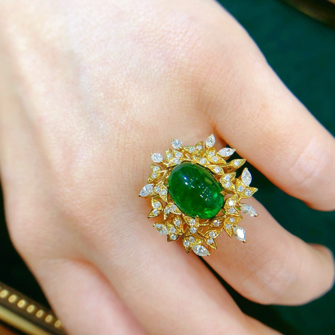 14k Gold 5.12 Ctw Vivid Green Natural Emerald & Diamond Ring/pendant( Without Chain ) - 3