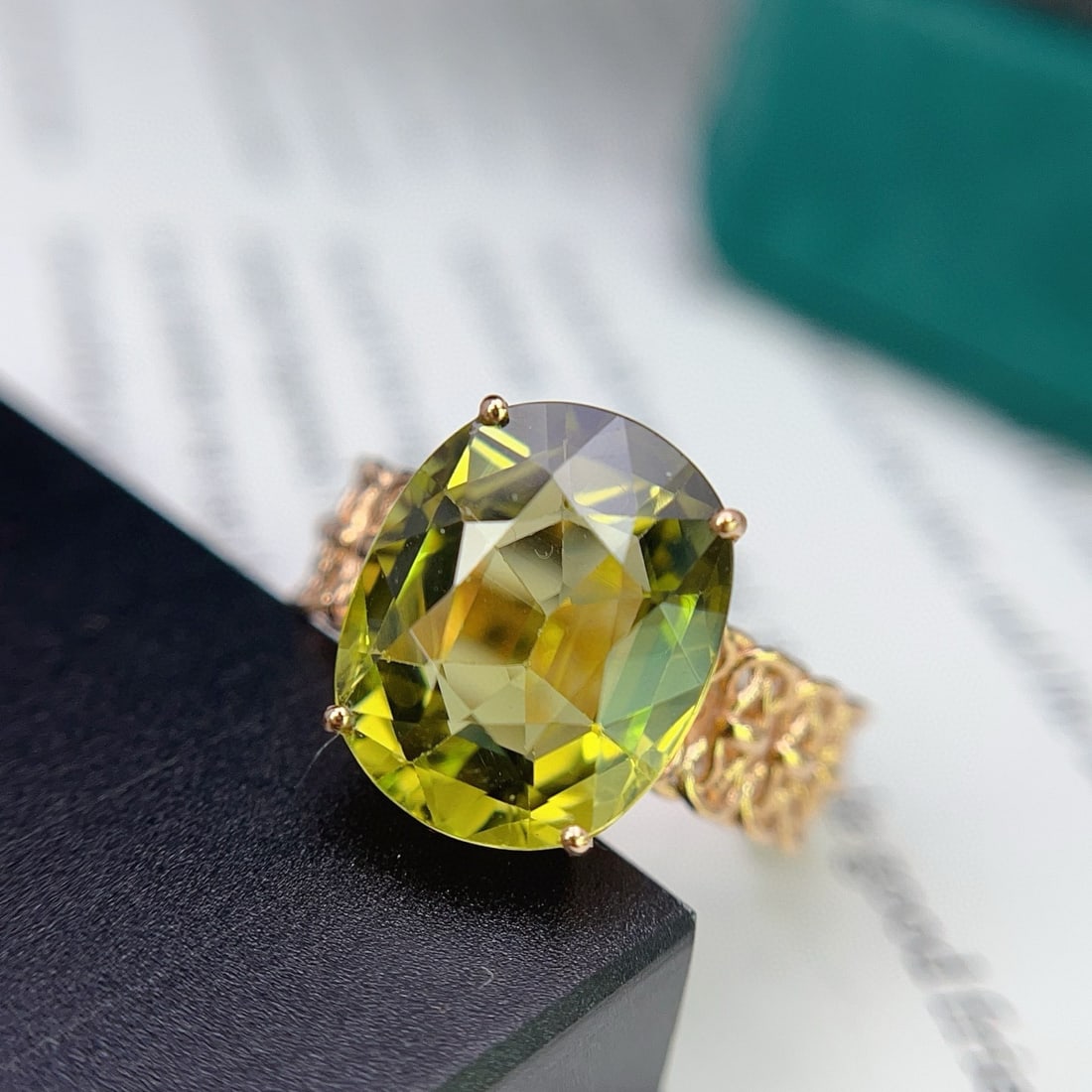 14k Gold 5.65 Ct Natural Tourmaline & Diamond Ring: Ref:231031070 // gold content:14k gold // ring size:7. 25us // // main gemstone:tourmaline // shape:oval // carat weight:5. 65ct // color:green // treatment:natural // // adjacent gemstone 2 :