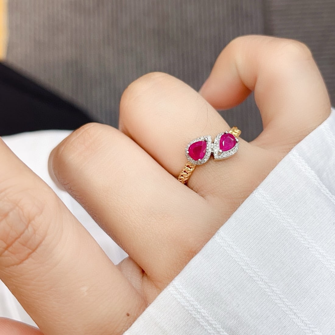 14k Gold 0.93 Ct Natural Ruby & Diamond Ring - 2
