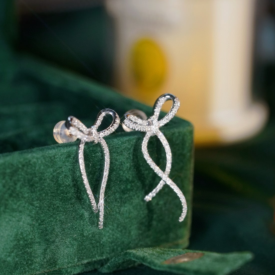 14k Gold 0.76 Ct Natural H Diamond Earrings - 5