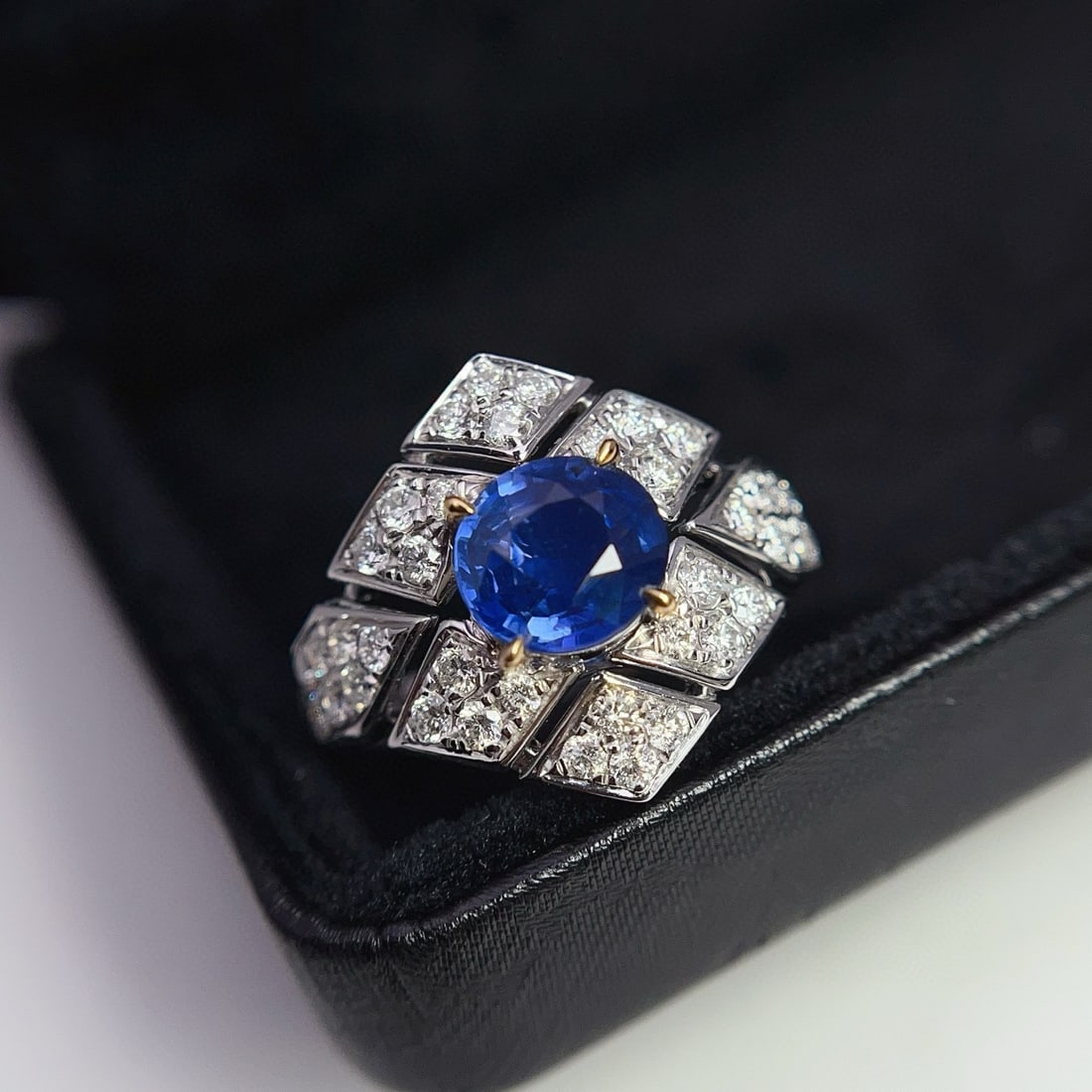 14k Gold 2.29 Ctw Natural Sapphire & Diamond Ring: Ref:231031136 // gold content:14k gold // ring size:7. 25us // // main gemstone:sapphire // shape:oval // carat weight:1. 35ct // color:royal blue // treatment:natural // // adjacent gemstone 2 :