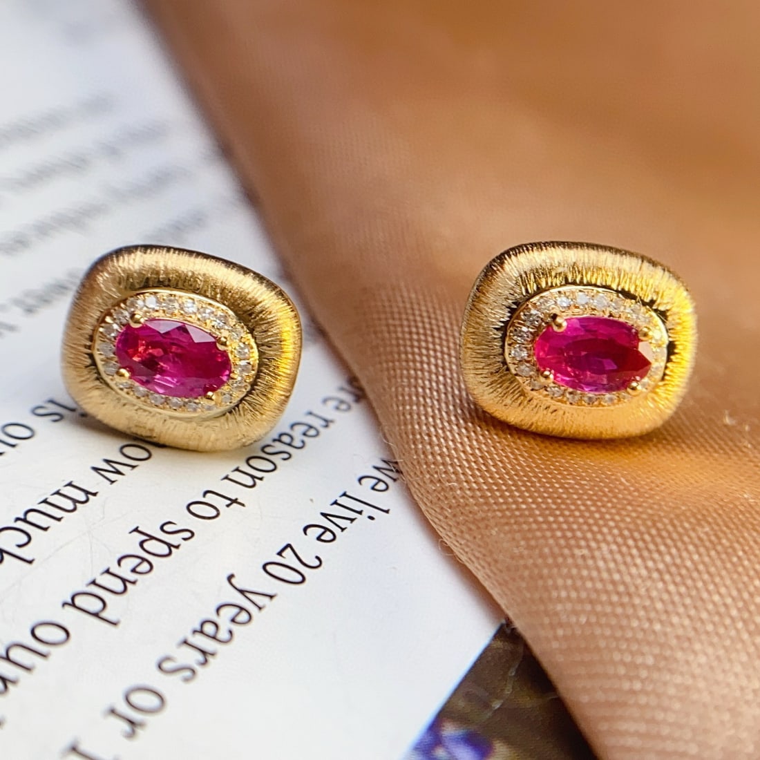 14k Gold 0.68 Ct Natural Ruby & Diamond Earrings - 3