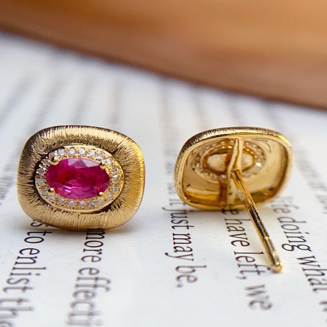 14k Gold 0.68 Ct Natural Ruby & Diamond Earrings - 4