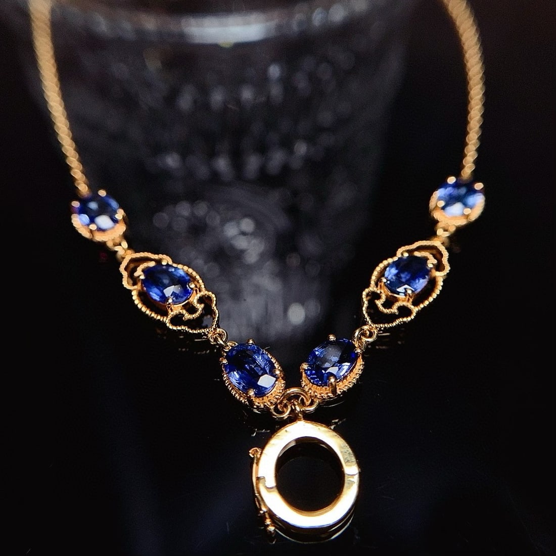 14k Gold 3.65 Ct Natural Sapphire Necklace (1 of 7)