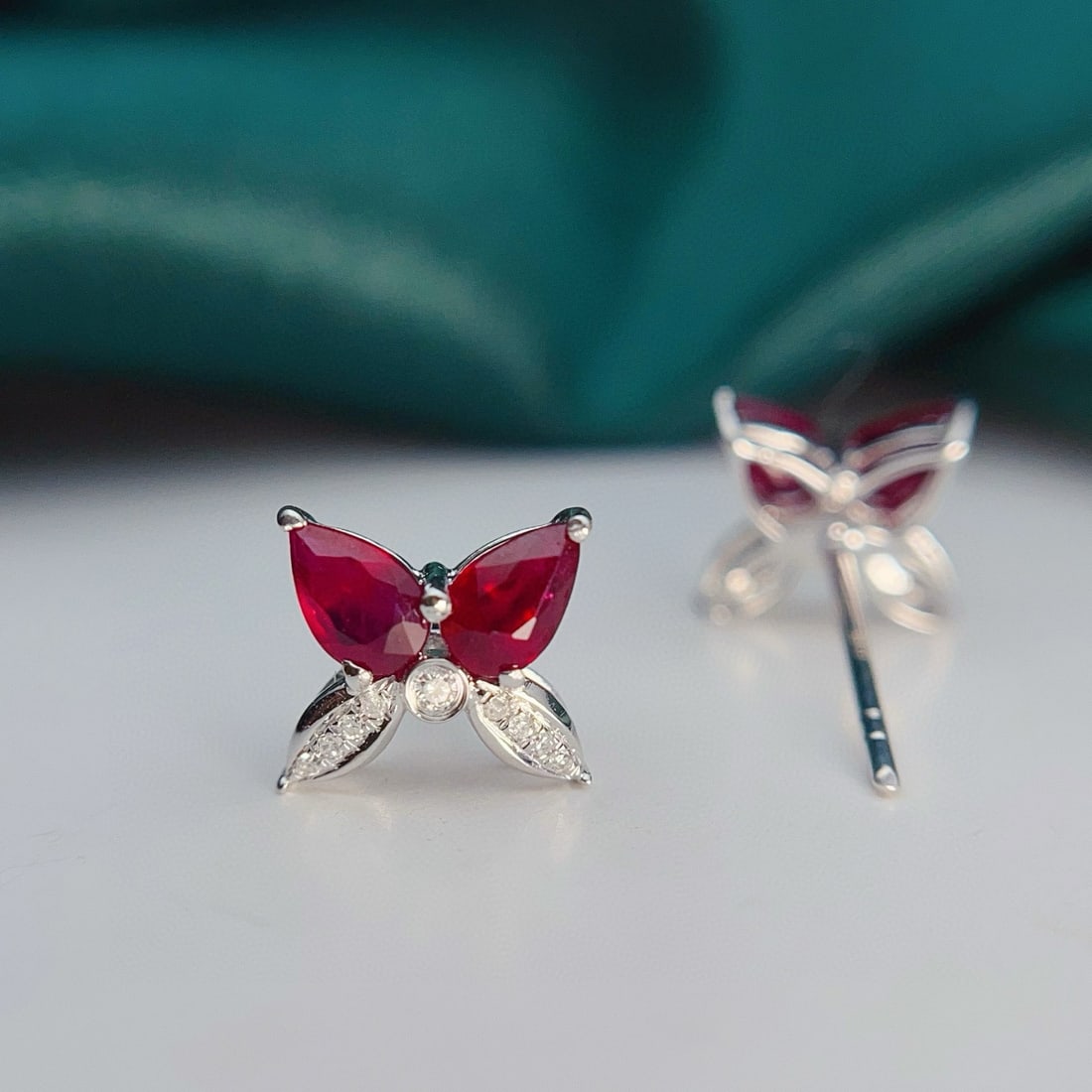 14k Gold 1.20 Ct Vivid Red Natural Ruby & Diamond Earrings - 2