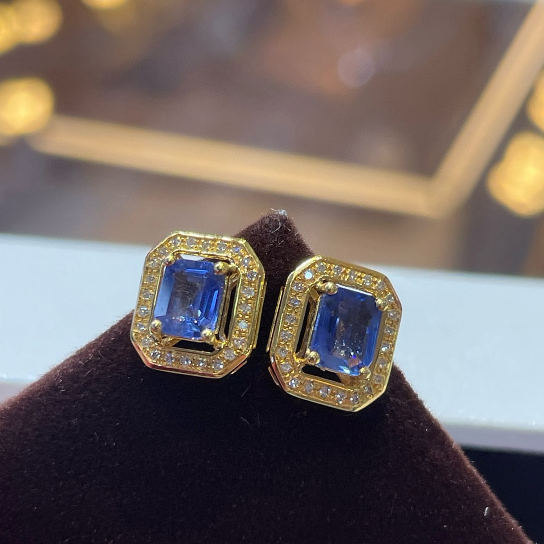 14k Gold 1.20 Ct Natural Sapphire & Diamond Earrings - 3