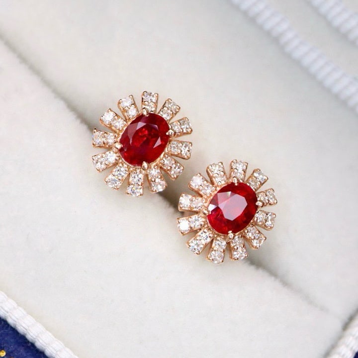14k Gold 0.85 Ctw Vivid Red Natural Ruby & Diamond Earrings - 3