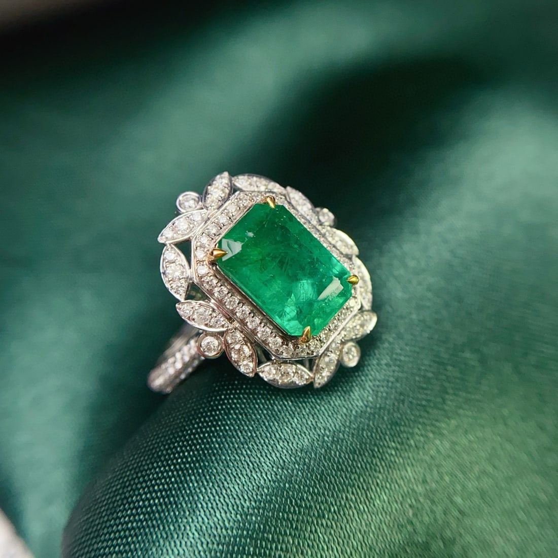 14k Gold 2.30 Ct Natural Emerald & Diamond & Sapphire Pendant( Without Chain ) - 6