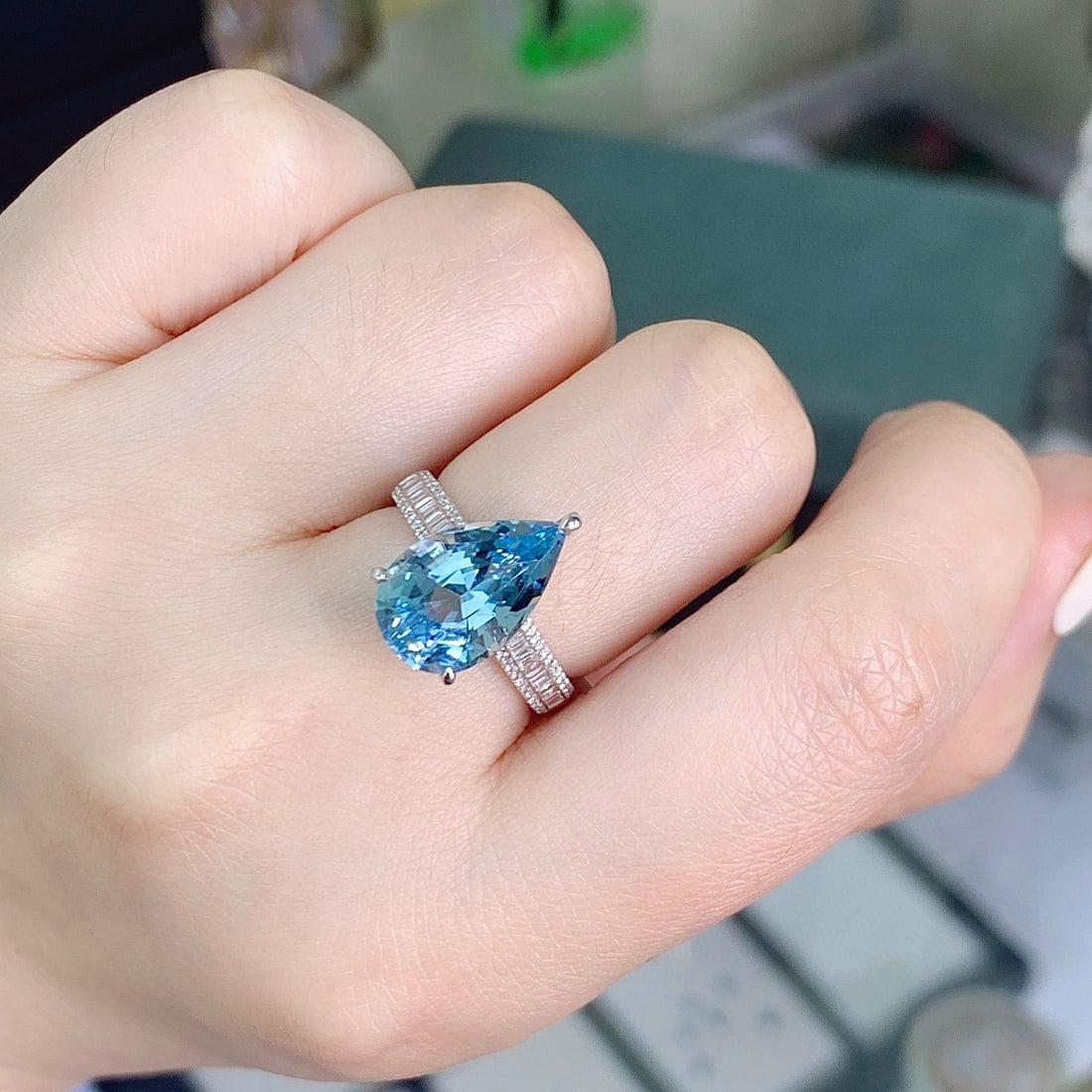 14k Gold 4.57 Ctw Natural Aquamarine & Diamond Ring - 6