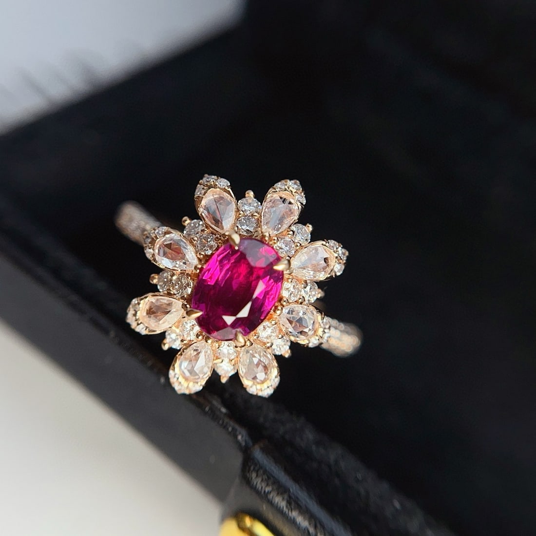 14k Gold 1.00 Ct Natural Ruby & Diamond Ring - 3