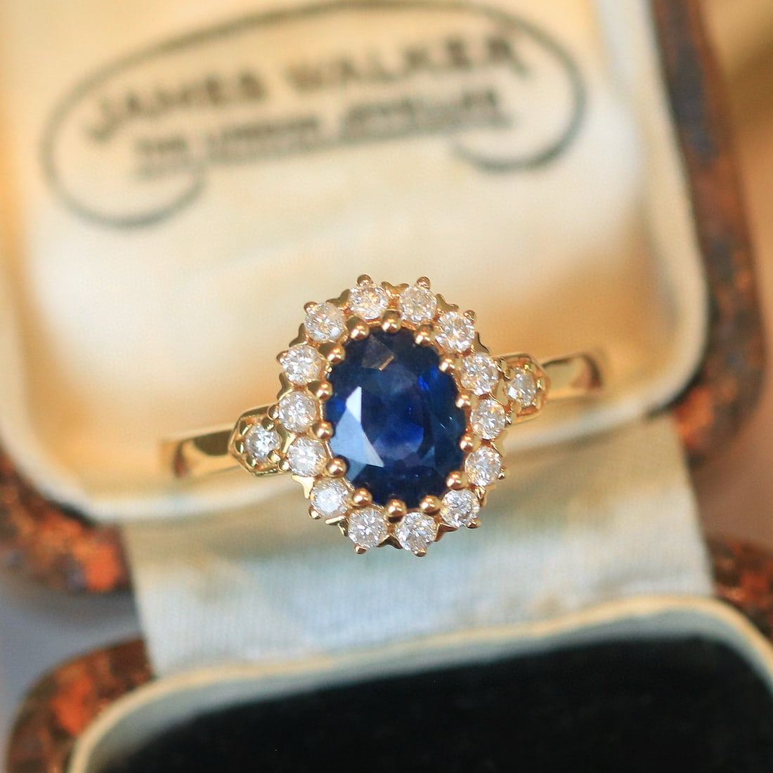 14k Gold 2.05 Ctw Natural Sapphire & Diamond Ring: Ref:231031207 // gold content:14k gold // ring size:7. 25us // // main gemstone:sapphire // shape:oval // carat weight:1. 65ct // color:blue // treatment:natural // // adjacent gemstone 2 : diamond