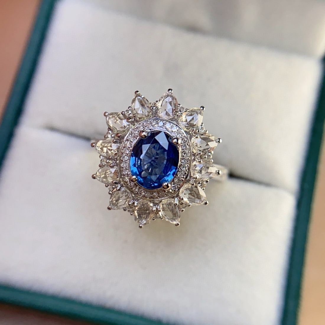 14k Gold 1.00 Ct Natural Sapphire & Diamond & Sapphire Ring/pendant( Without Chain ): Ref:231031216 // gold content:14k gold // ring size:7. 25us // // main gemstone:sapphire // shape:oval // carat weight:1. 00ct // color:blue // treatment:natural // // adjacent gemstone 2 : diamond