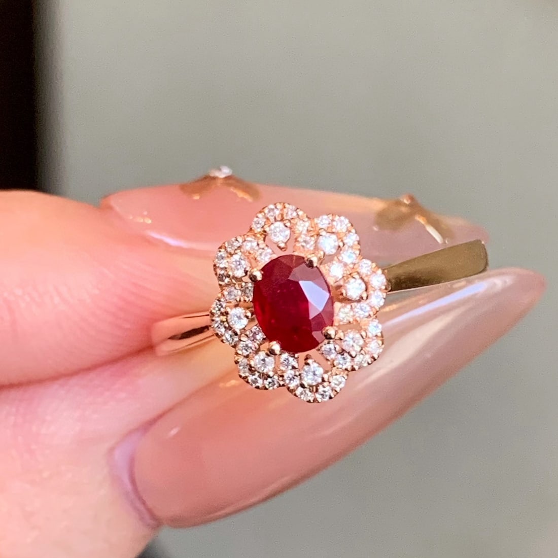 14k Gold 0.83 Ctw Natural Ruby & Diamond Ring - 2