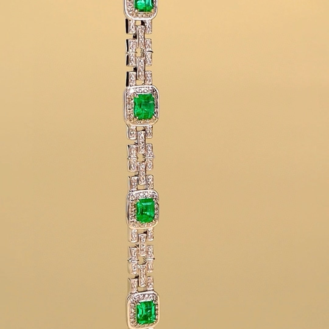 14k Gold 2.45 Ctw Vivid Green Natural Emerald & Diamond Bracelet - 5
