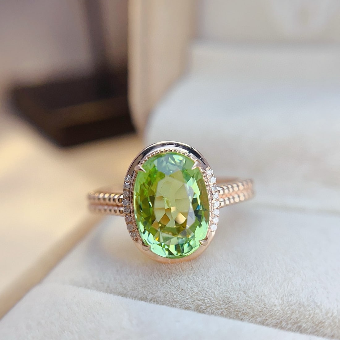 14k Gold 3.50 Ct Natural Tourmaline & Diamond Ring: Ref:231031233 // gold content:14k gold // ring size:7. 25us // // main gemstone:tourmaline // shape:oval // carat weight:3. 50ct // color:green // treatment:natural // // adjacent gemstone 2 :