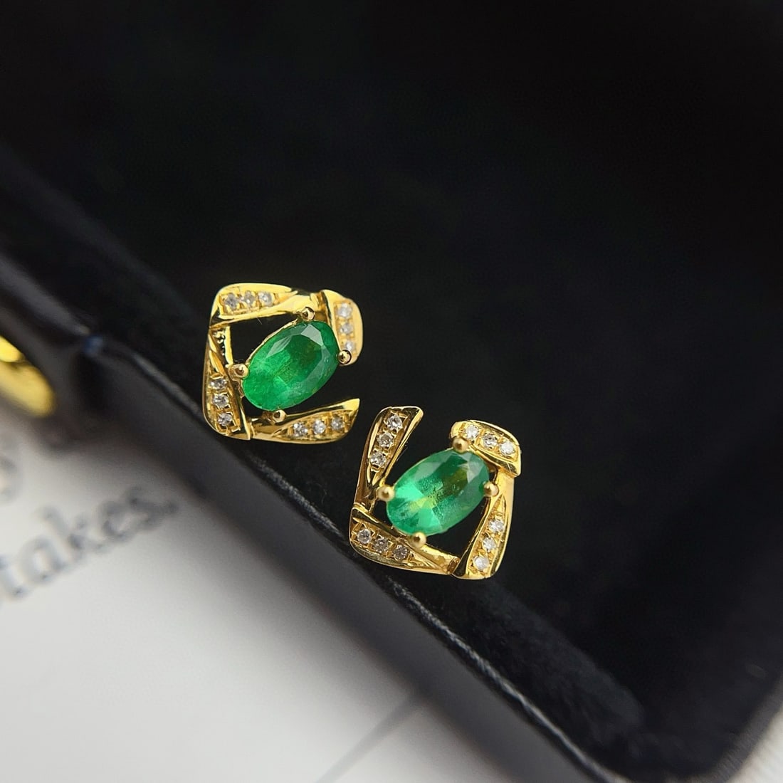 14k Gold 0.80 Ct Natural Emerald & Diamond Earrings - 6