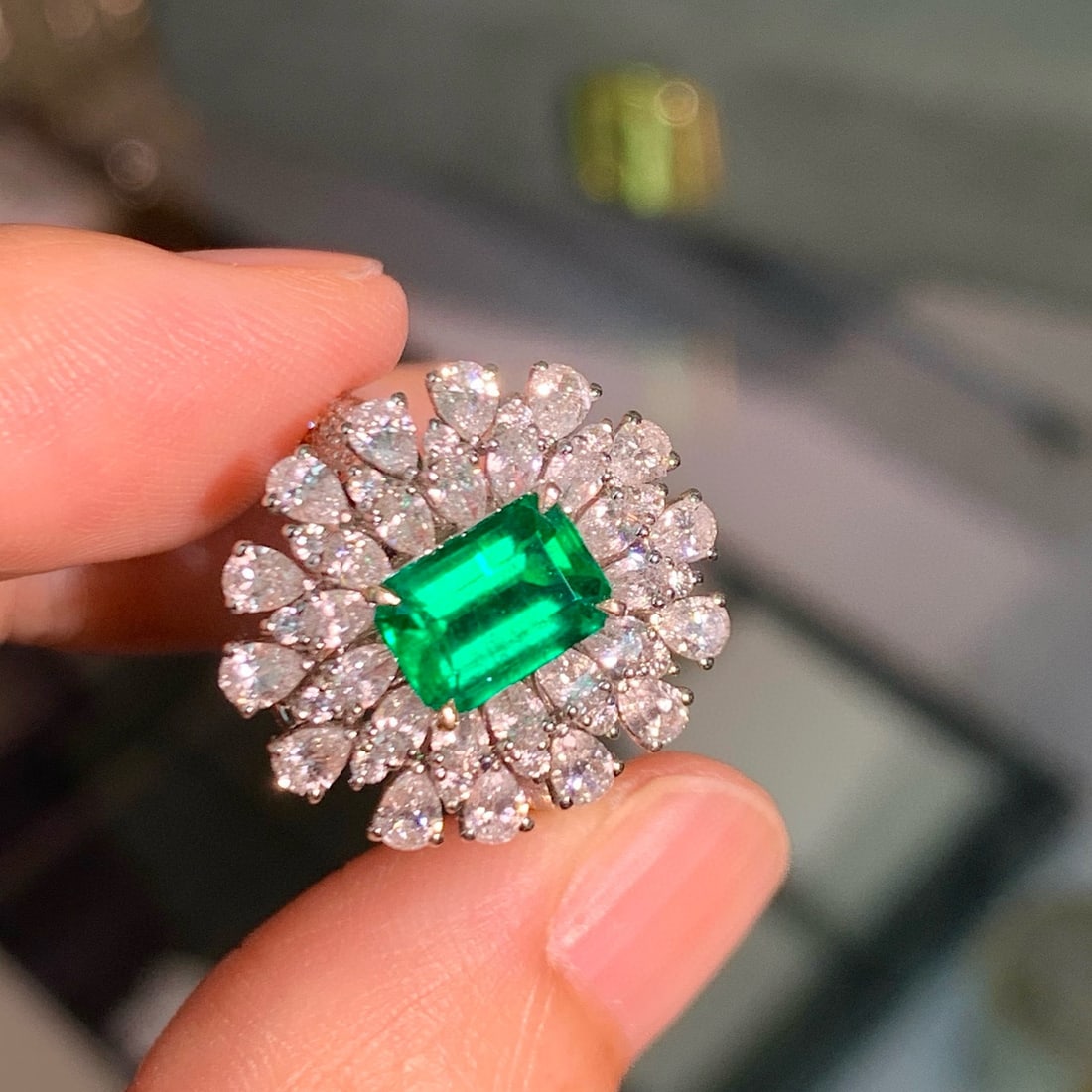 14k Gold 3.91 Ctw Vivid Green Natural Emerald & Diamond Ring/pendant( Without Chain ) - 3