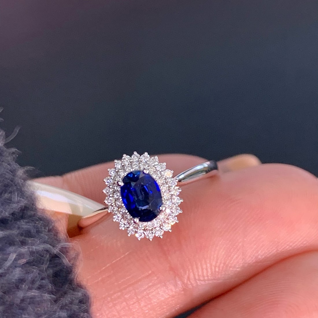 14k Gold 0.58 Ct Natural Sapphire & Diamond Ring: Ref:231031246 // gold content:14k gold // ring size:7. 25us // // main gemstone:sapphire // shape:oval // carat weight:0. 58ct // color:royal blue // treatment:natural // // adjacent gemstone 2 :