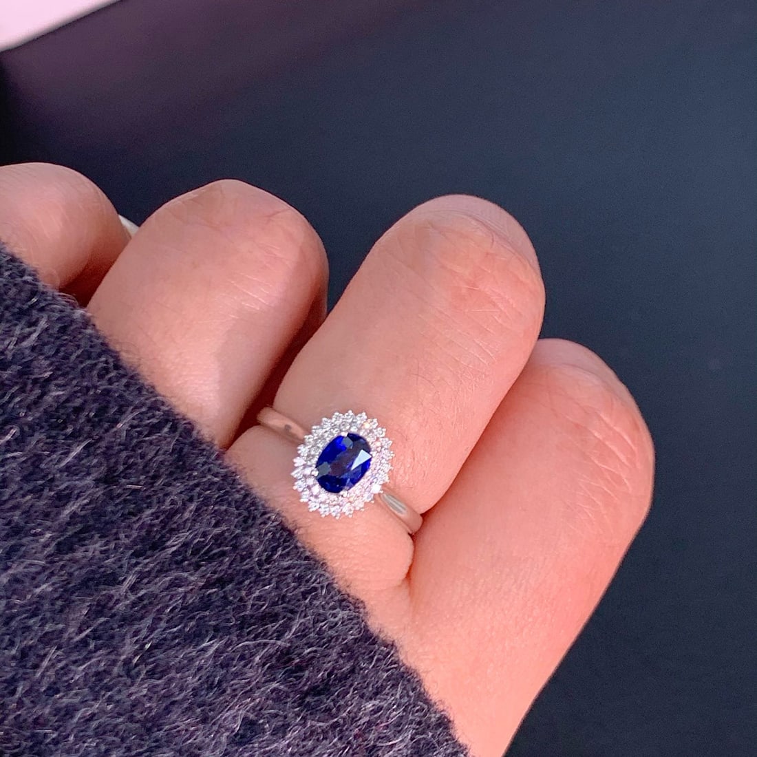 14k Gold 0.58 Ct Natural Sapphire & Diamond Ring - 4
