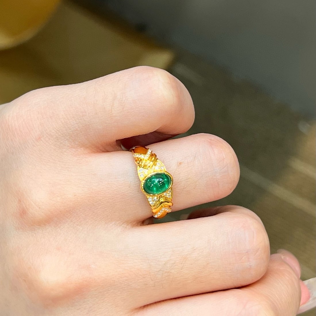 14k Gold 1.28 Ctw Vivid Green Natural Emerald & Diamond Ring - 4