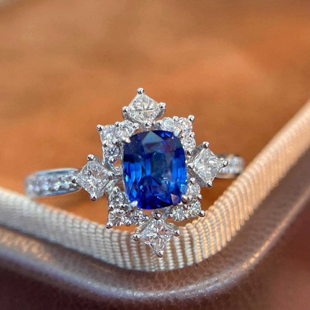 14k Gold 1.53 Ctw Natural Sapphire & Diamond Ring: Ref:231031259 // gold content:14k gold // ring size:7. 25us // // main gemstone:sapphire // shape:cushion // carat weight:1. 05ct // color:royal blue // treatment:natural // // adjacent gemstone 2 :