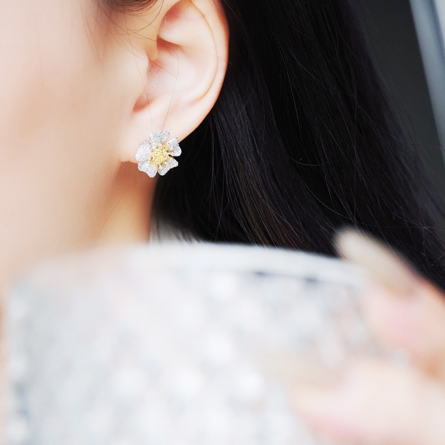 14k Gold 1.1 Ct Natural Color Diamond & Flowers Earrings - 5