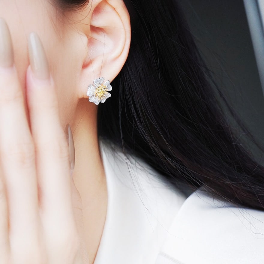 14k Gold 1.1 Ct Natural Color Diamond & Flowers Earrings - 6