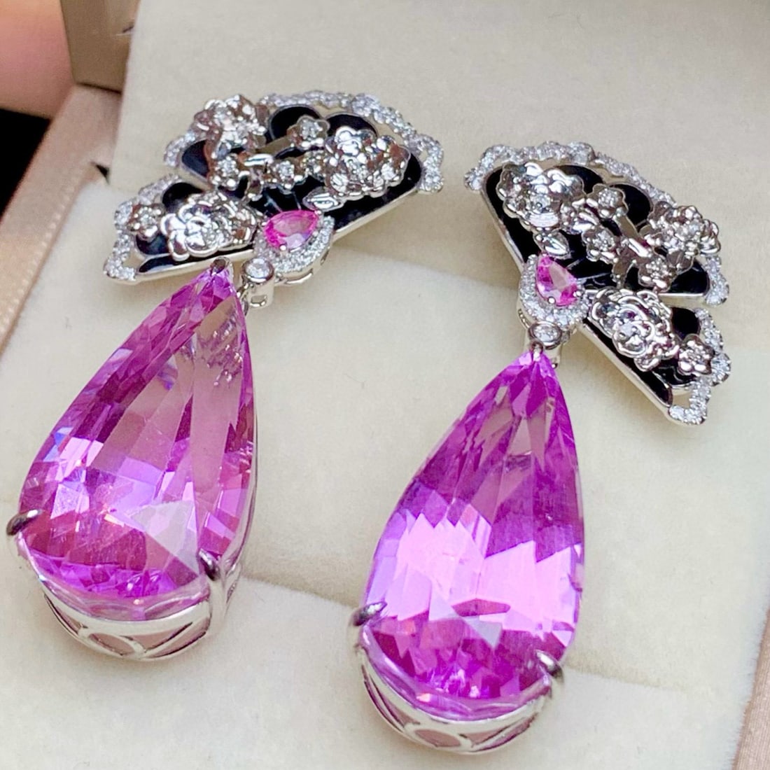 14k Gold 45.3 Ct Natural Kunzite & Diamond Earrings - 4