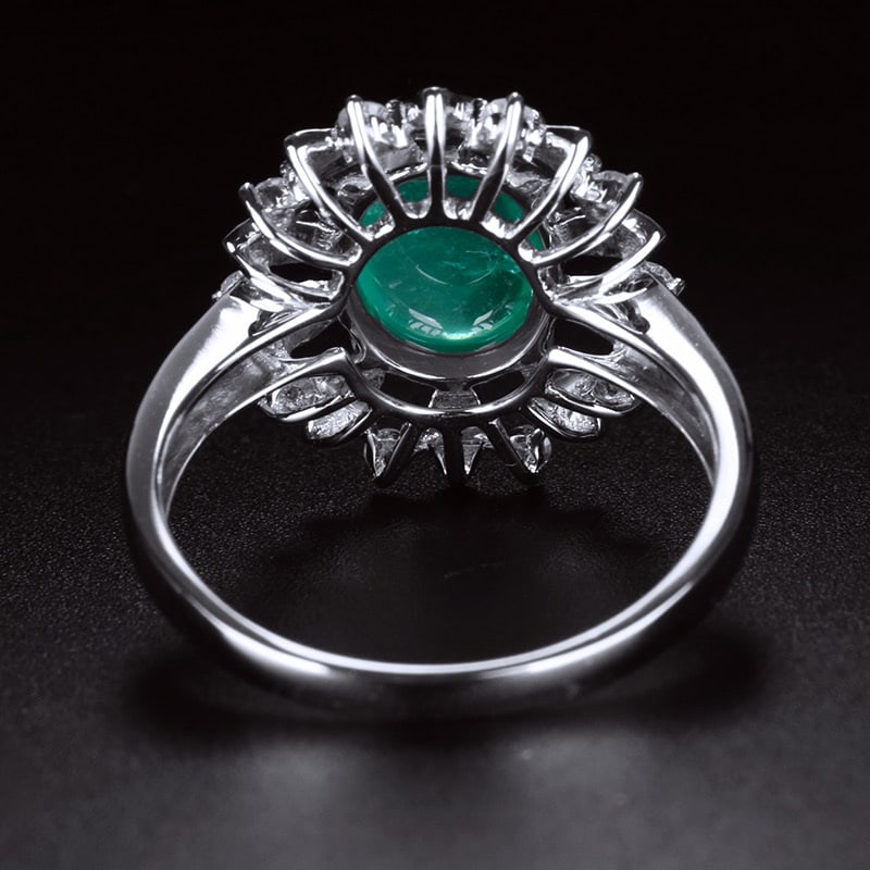 14k Gold 2.75 Ct Natural Emerald & Diamond Ring - 4