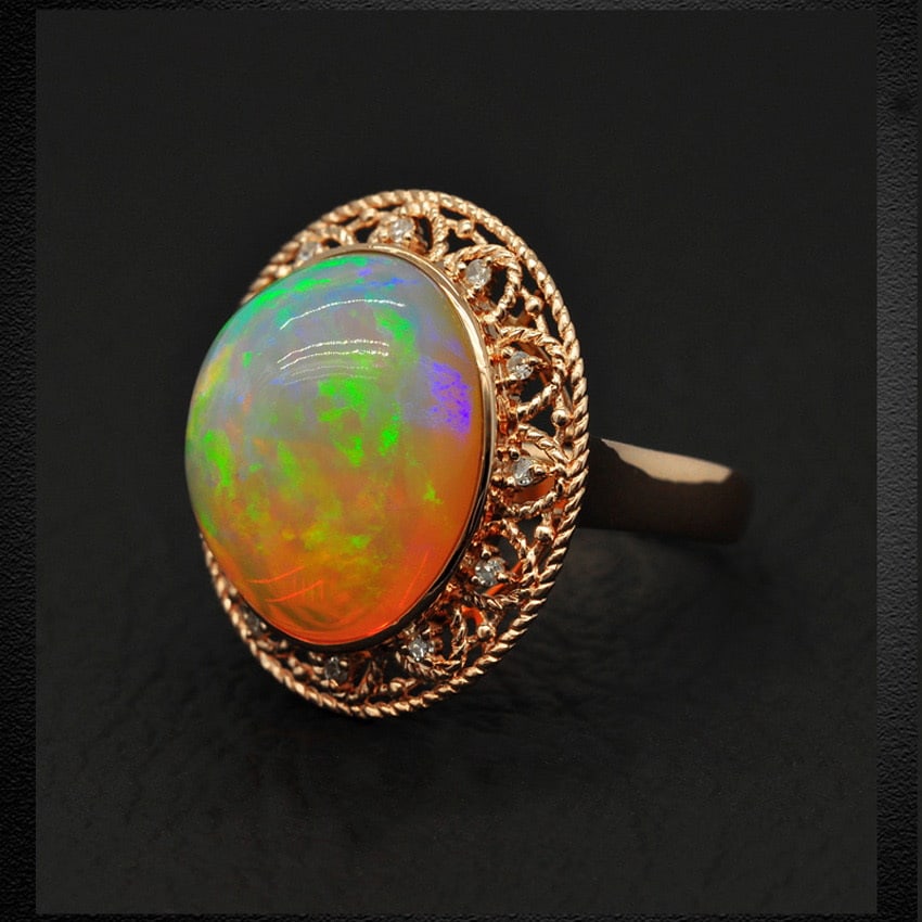 14k Gold 9.16 Ct Natural Opal & Diamond Ring - 4