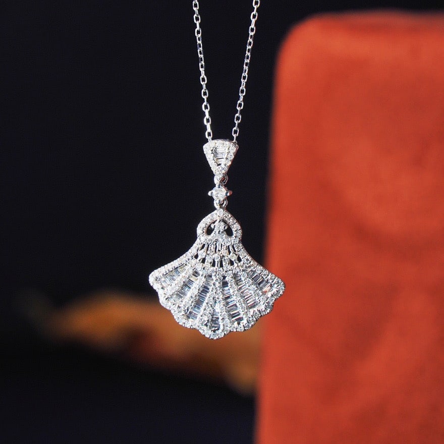 14k Gold 0.98 Ct Natural H Diamond Pendant( Without Chain ): Ref:231032092 // gold content:14k gold // main gemstone:diamond // shape:multiply // carat weight:0. 98ct // clarity grade:vs-si // color:h // treatment:natural // Condition: New Low Estimate: 3300