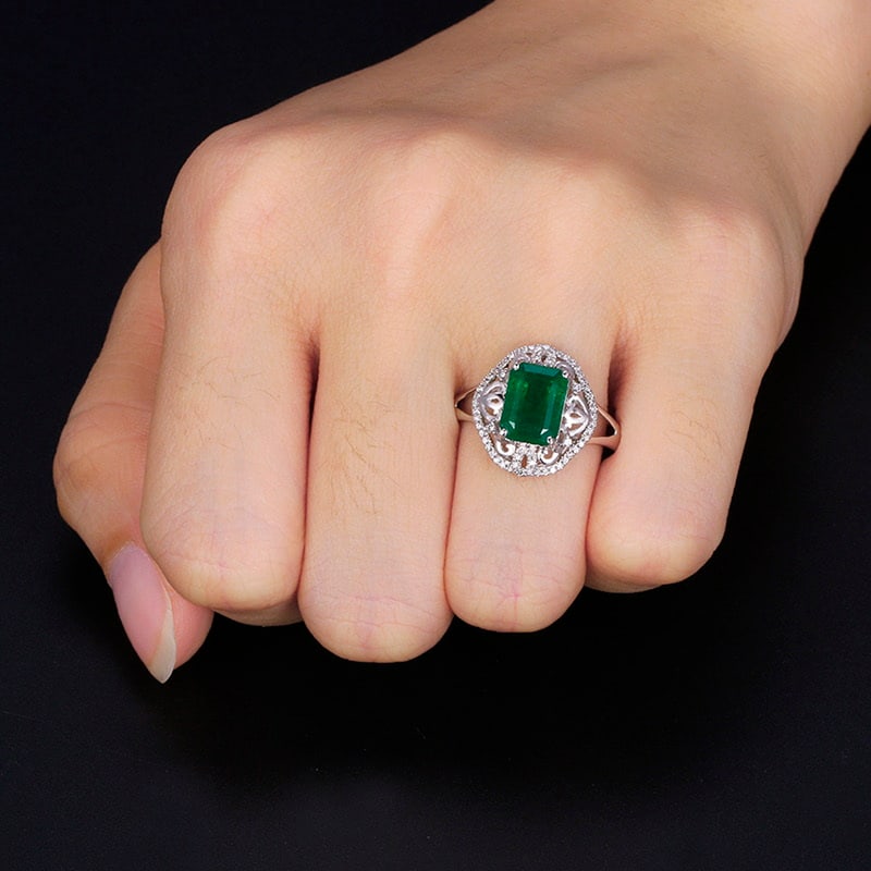 14k Gold 2.47 Ctw Vivid Green Natural Emerald & Diamond Ring - 3