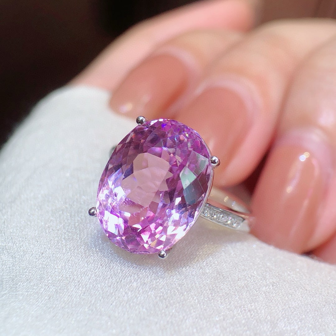 14k Gold 9.4 Ct Natural Kunzite & Diamond Ring - 6