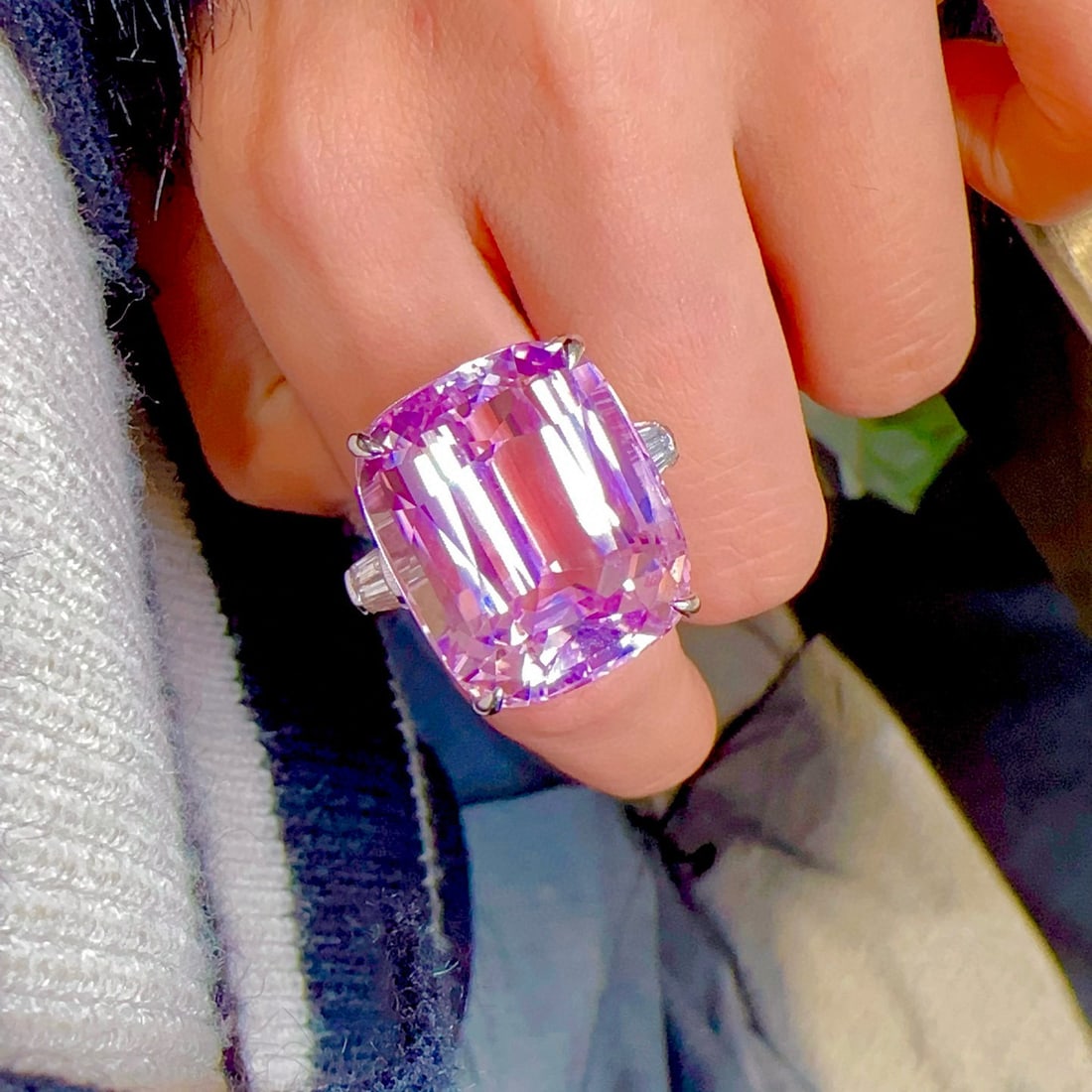 14k Gold 62.45 Ct Natural Kunzite & Diamond Ring - 6