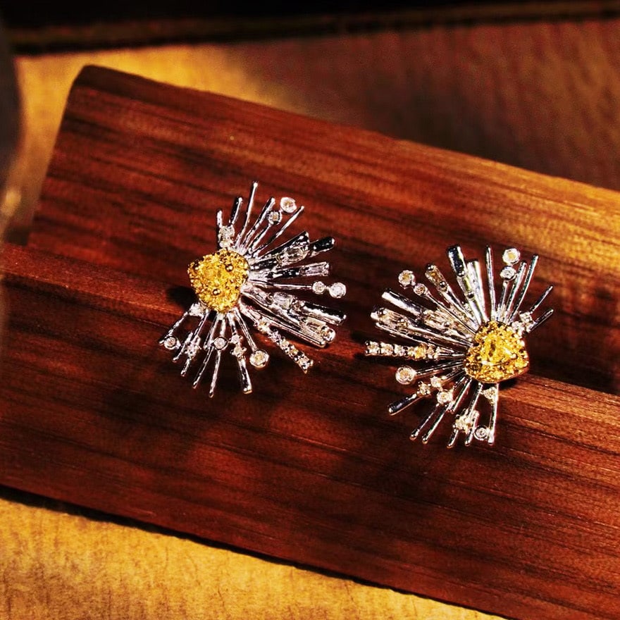 14k Gold 0.46 Ct Natural Color Diamond Earrings - 2