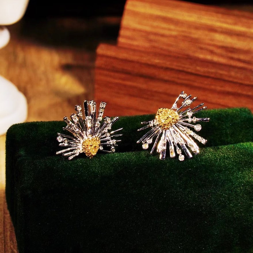 14k Gold 0.46 Ct Natural Color Diamond Earrings - 4