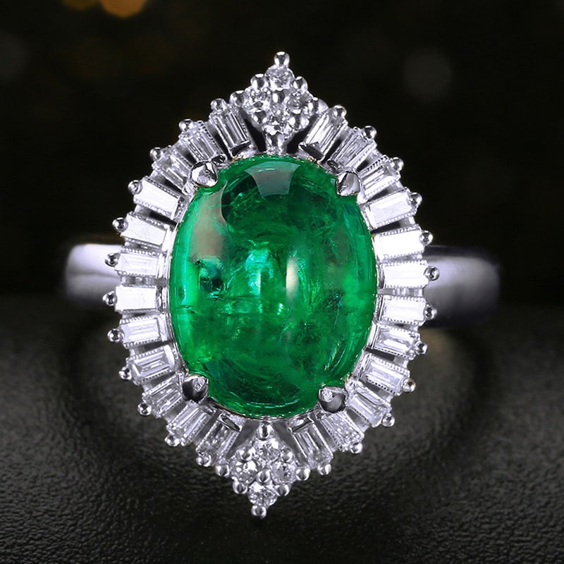 14k Gold 4.53 Ctw Vivid Green Natural Emerald & Diamond Ring: Ref:231032170 // gold content:14k gold // ring size:7. 25us // // main gemstone:emerald // shape:oval // carat weight:4. 26ct // color:vivid green // treatment:natural // // adjacent gemstone 2 : diam