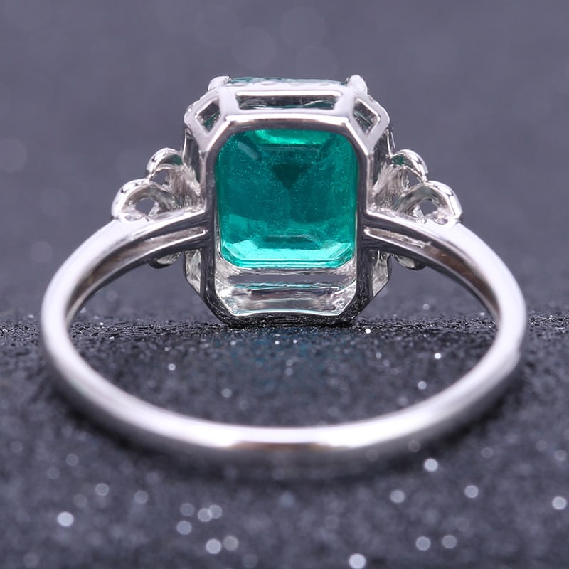 14k Gold 1.95 Ct Natural Emerald & Diamond Ring - 4