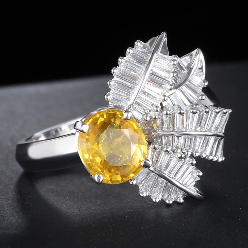 14k Gold 1.64 Ct Natural Sapphire & Diamond Ring: Ref:231032191 // gold content:14k gold // ring size:7. 25us // // main gemstone:sapphire // shape:oval // carat weight:1. 64ct // color:yellow // treatment:natural // // adjacent gemstone 2 : diamond