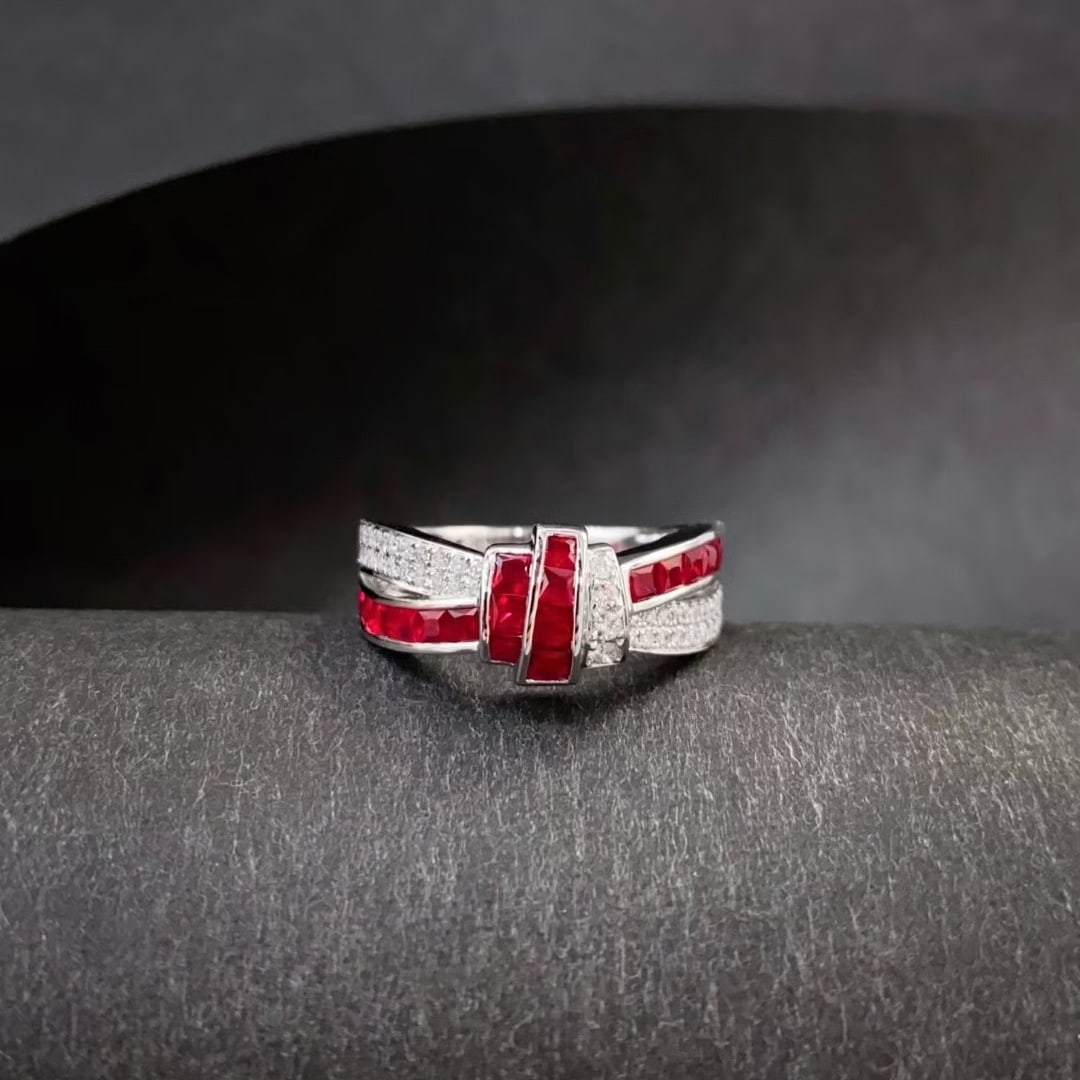 14k Gold 1.56 Ctw Natural Ruby & Diamond Ring: Ref:231032227 // gold content:14k gold // ring size:7. 25us // // main gemstone:ruby // shape:princess // carat weight:1. 3ct // color:red // treatment:natural // // adjacent gemstone 2 : diamond //