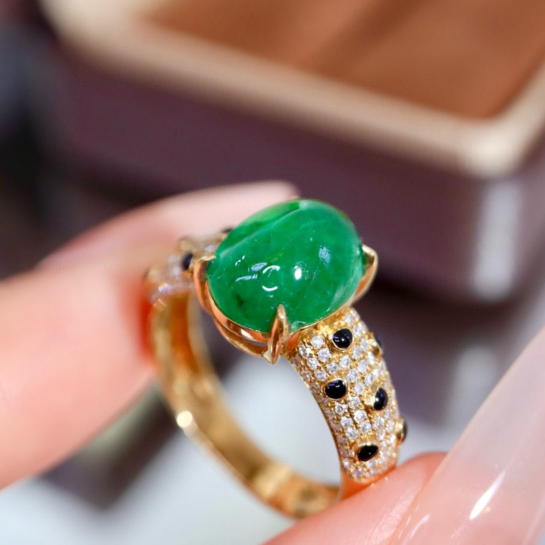 14k Gold 4.01 Ctw Vivid Green Natural Emerald & Diamond Ring - 7