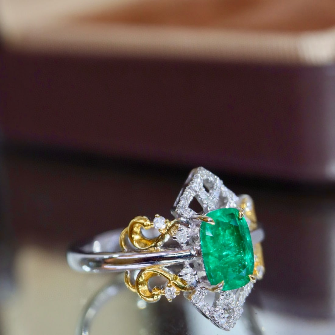 14k Gold 1.03 Ctw Natural Emerald & Diamond Ring - 2