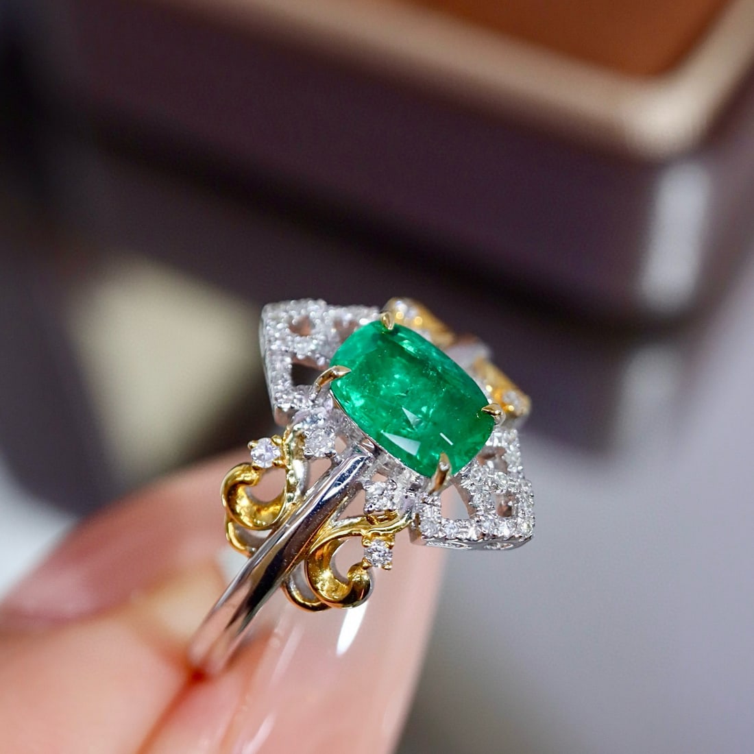14k Gold 1.03 Ctw Natural Emerald & Diamond Ring - 8