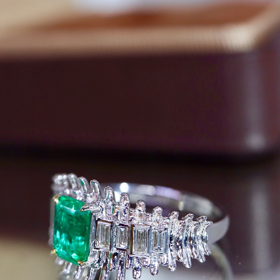 14k Gold 0.77 Ctw Natural Emerald & Diamond Ring - 3