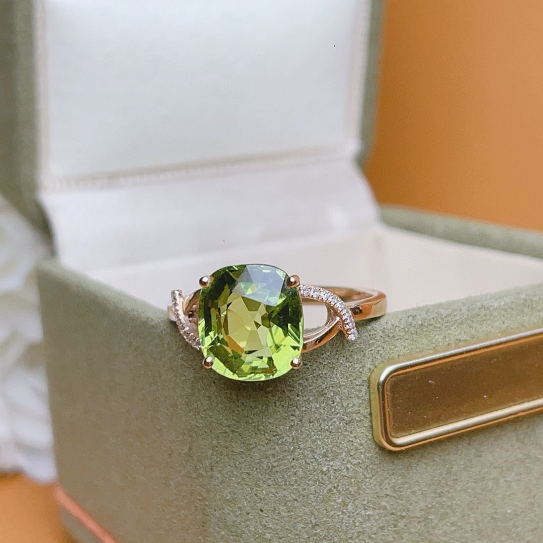 14k Gold 3.3 Ct Natural Tourmaline & Diamond Ring - 4
