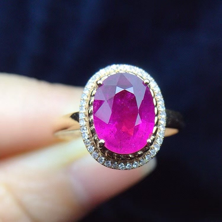 14k Gold 2.15 Ct Natural Tourmaline & Diamond Ring: Ref:231032233 // gold content:14k gold // ring size:7. 25us // // main gemstone:tourmaline // shape:oval // carat weight:2. 15ct // color:red // treatment:natural // // adjacent gemstone 2 : diamond