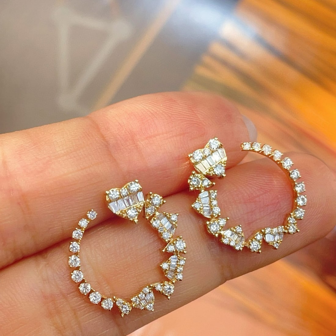14k Gold 0.64 Ct Natural H Diamond Earrings - 4