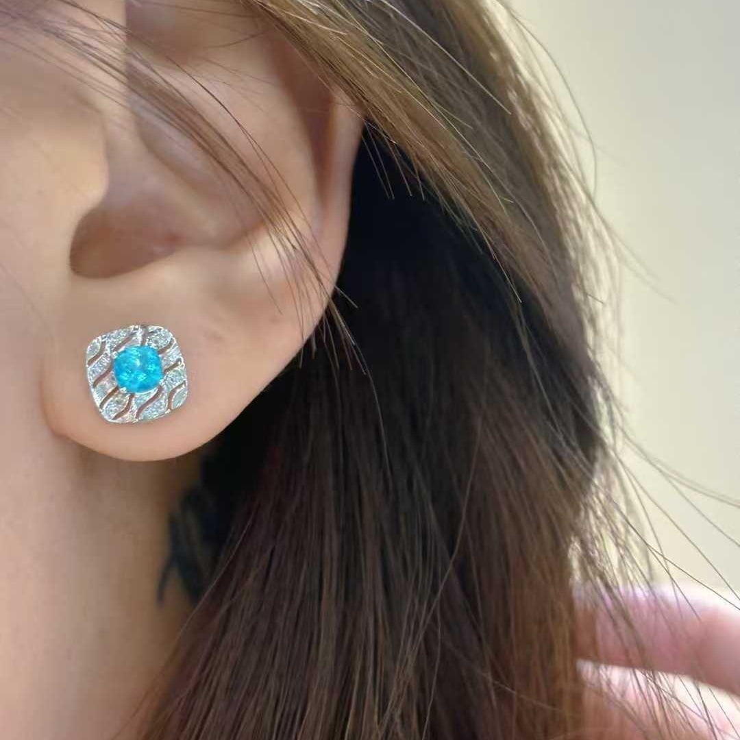 14k Gold 0.42 Ct Natural Paraiba Tourmaline & Diamond Earrings - 4