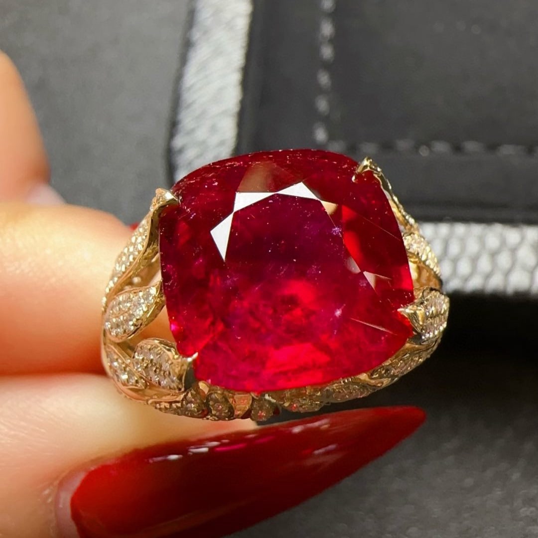 14k Gold 7.13 Ctw Natural Tourmaline & Diamond Ring: Ref:231032306 // gold content:14k gold // ring size:7. 25us // // main gemstone:tourmaline // shape:cushion // carat weight:6. 6ct // color:red // treatment:natural // // adjacent gemstone 2 :